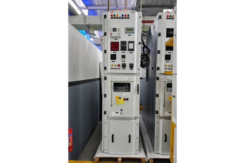 MAIN-LT-PANEL (2)